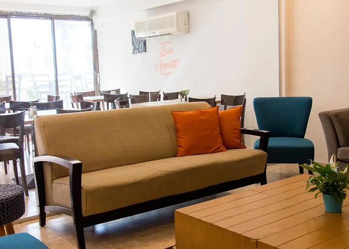 Golden Beach Hotel